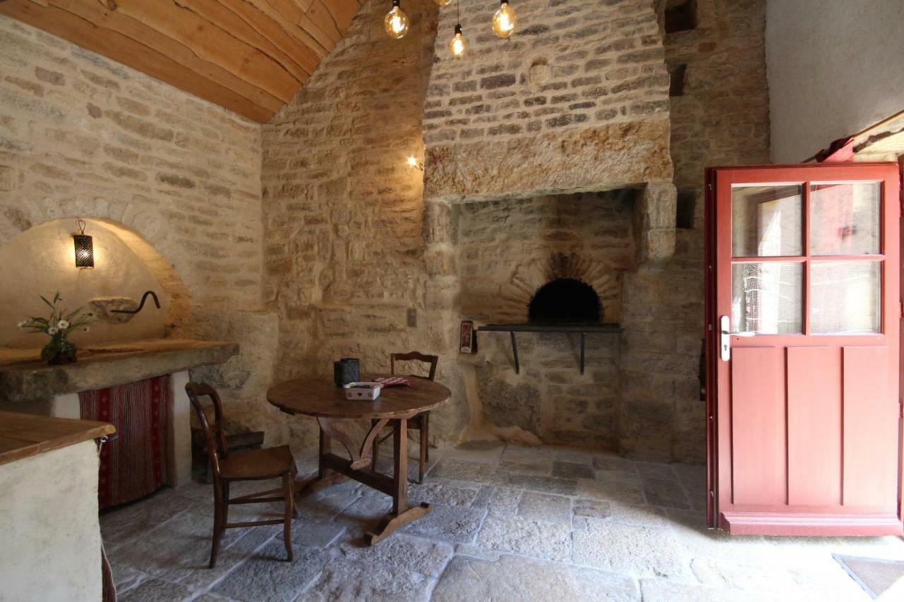 Sarl La Barinoise Villa Barain Bagian luar foto